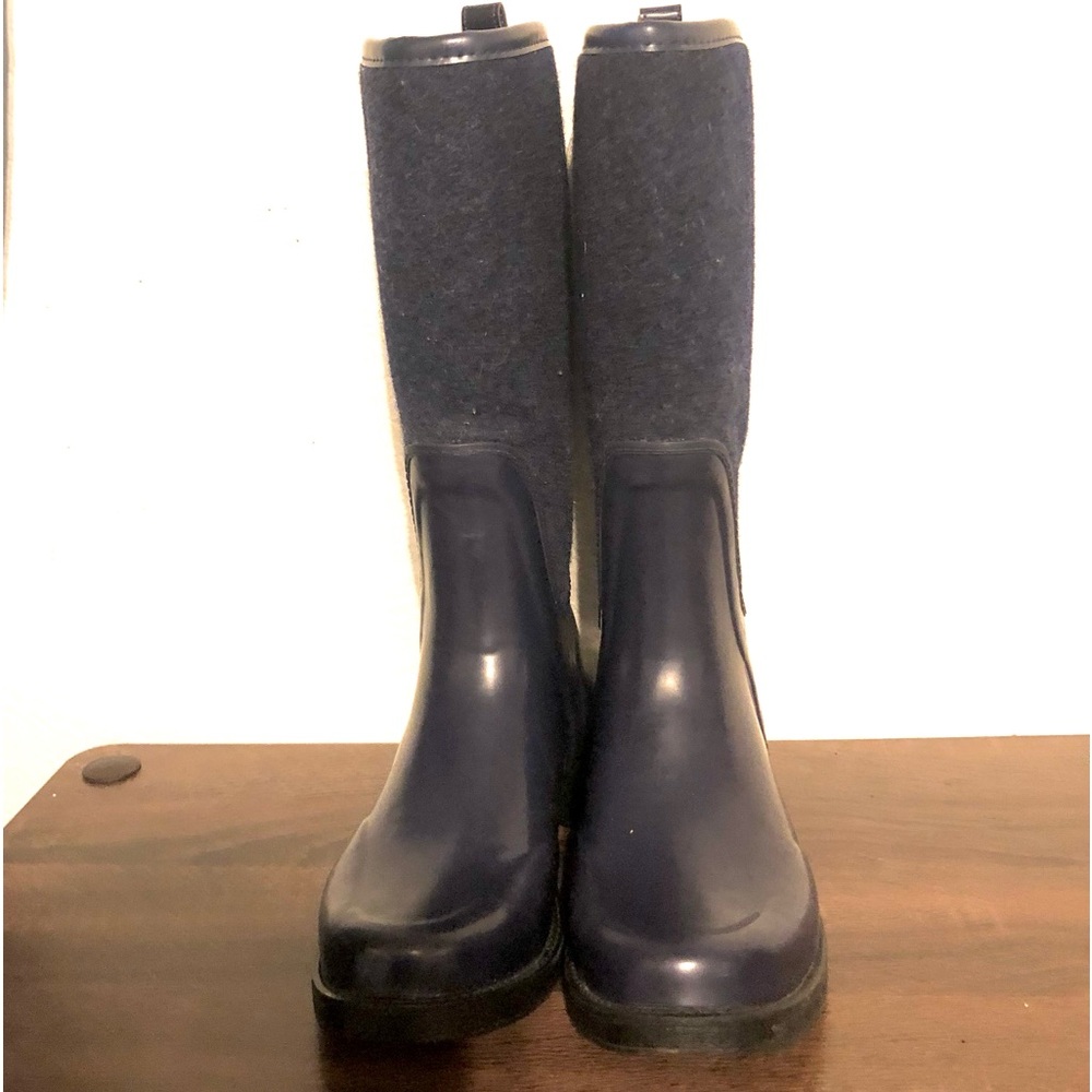 UGG “REIGNBOOTS” rain boots